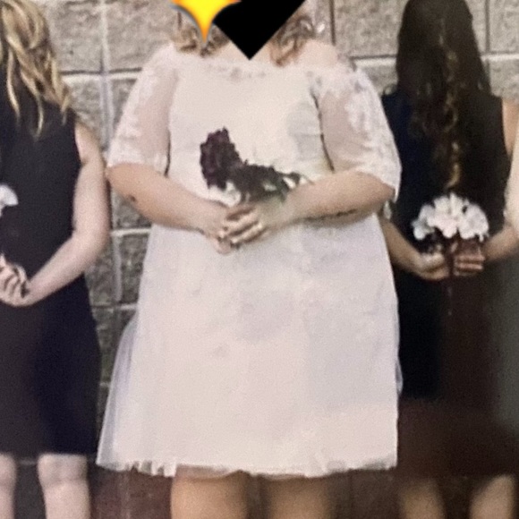 HOST PICK: Tea Length Plus Size Wedding Dress - Picture 7 of 8